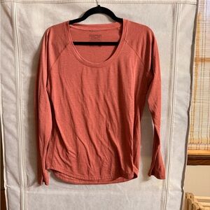 Patagonia Coral Long Sleeve Scoop Neck Top Capilene Cool Trail Size Medium